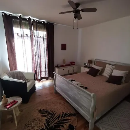 L'etape Bien Etre,chambres Et Tables D'hotes, Salon De Massage Ubytování v soukromí Camps-sur-l'Agly