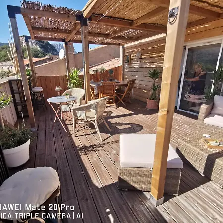 L'etape Bien Etre,chambres Et Tables D'hotes,epicerie Cafe, Salon De Massage Camps-sur-l'Agly
