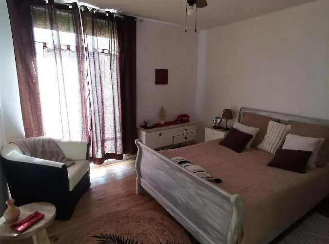 L'etape Bien Etre,chambres Et Tables D'hotes, Salon De Massage Δωμάτια σε οικογενειακή κατοικία Camps-sur-l'Agly