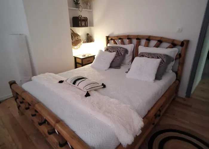 L'etape Bien Etre,chambres Et Tables D'hotes, Salon De Massage
